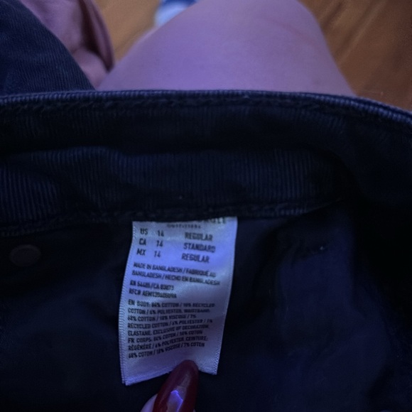 American eagle black ripped mom jeans size 14 - Picture 3 of 3